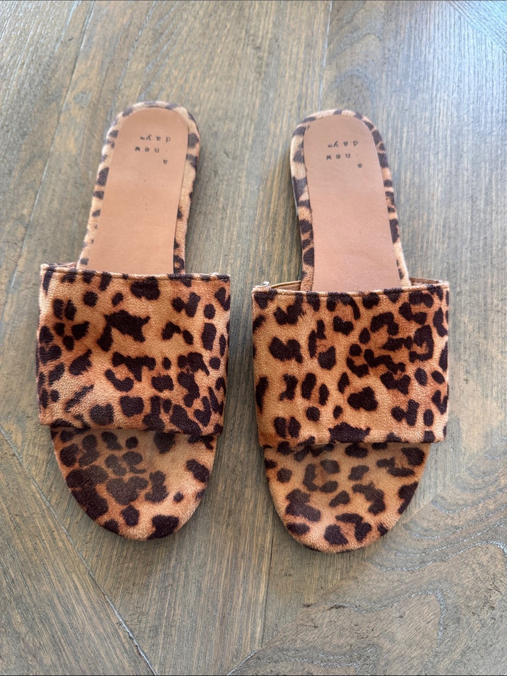 Leopard Print Slide Sandals - Brown Leopard